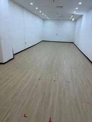 Lucky Plaza (D9), Shop House #622076001